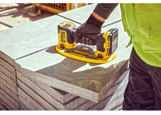 Stiklo laikiklis DeWalt DCE590N-XJ; 18 V (be akumuliatoriaus ir pakrovėjo)