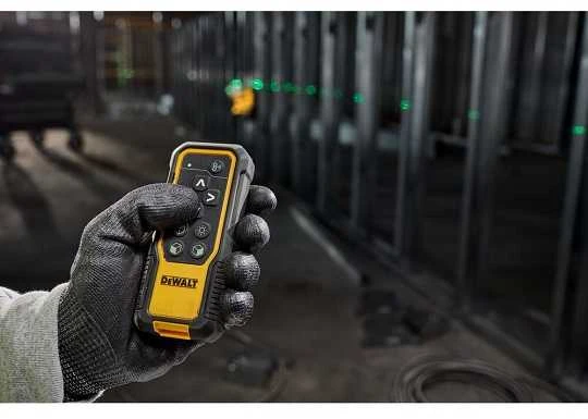 DEWALT DCLE34035B 18V XR 3x360 belaidis lazerinis nivelyras su nuotolinio valdymo pulteliu