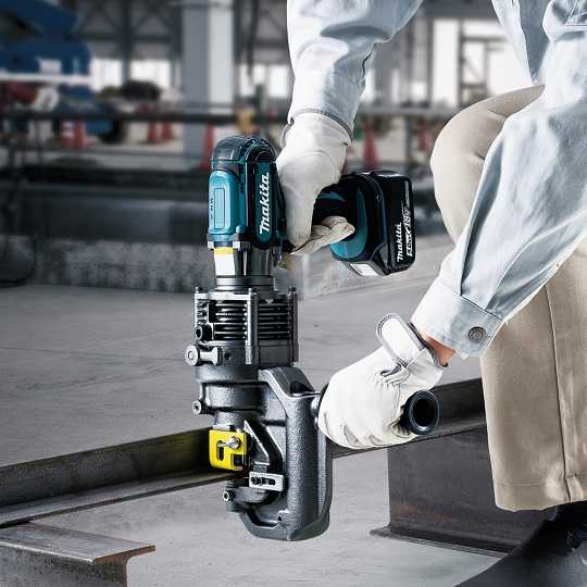 MAKITA DZIURKARKA 18V DPP200ZK