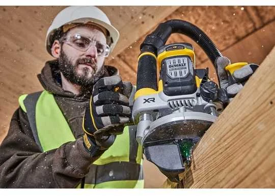 Freza DeWalt DCW620H2-QW; 18 V; 2x5,0 Ah akum.