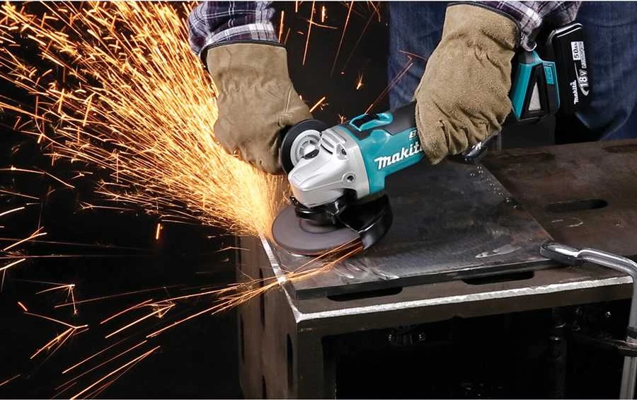 Makita DGA506RTJ Akumuliatorinis kampinis šlifuoklis, 18 V, ø125mm, 2X5,0Ah, 8500 min-1, MAKPACK