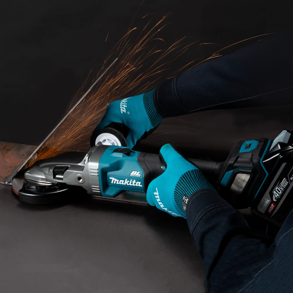 Makita akumuliatorinis XGT® kampinis šlifuoklis su plokščiu reduktoriaus korpusu (GA055GZ01)