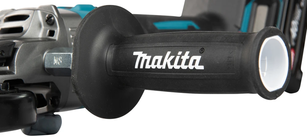 Makita akumuliatorinis XGT® kampinis šlifuoklis su plokščiu reduktoriaus korpusu (GA055GZ01)