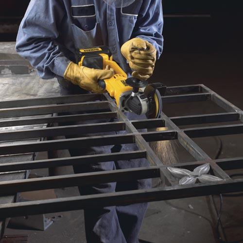 Kampinis šlifuoklis DeWalt DCG412M2-QW