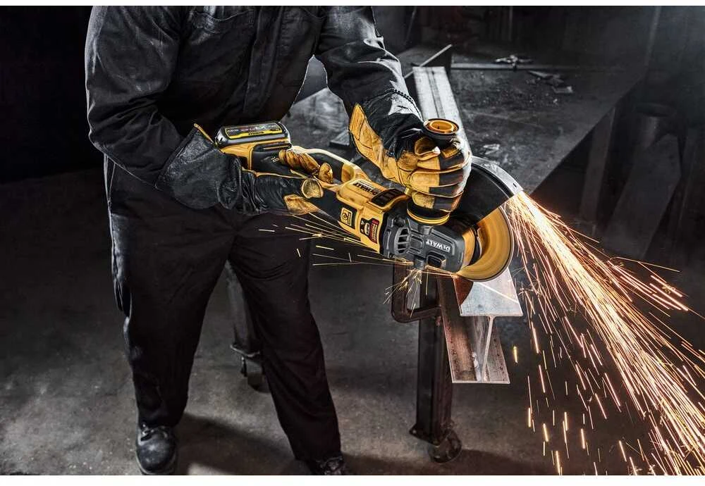 DEWALT KAMPINIS ŠLIFUOKLIS 230mm 54V FV DCG460X2 2×9/3,0Ah FLEXVOLT