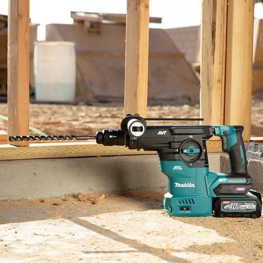 Akumuliatorinė smūginė gręžimo mašina su SDS+ kalteliu, 40V max XGT, Makita [HR009GM203] 2x4,0Ah, Li-ion, AWS, Bluetooth