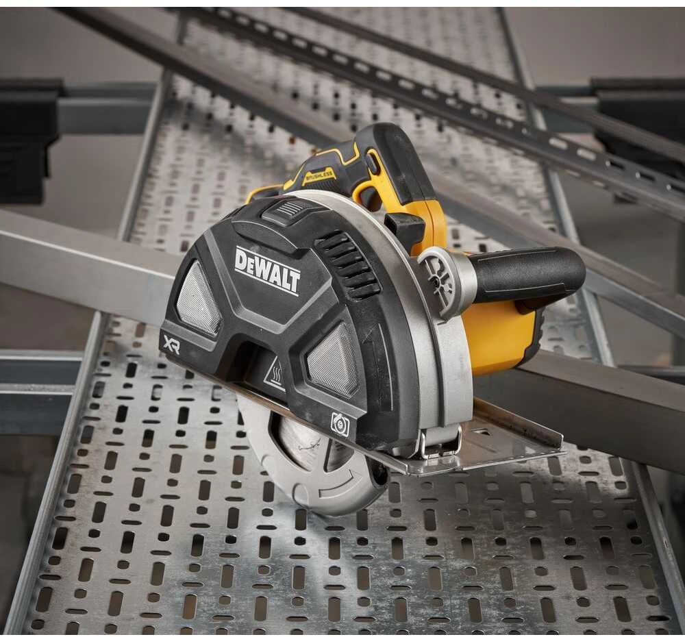Dewalt 18 V XR metalinis diskinis pjūklas