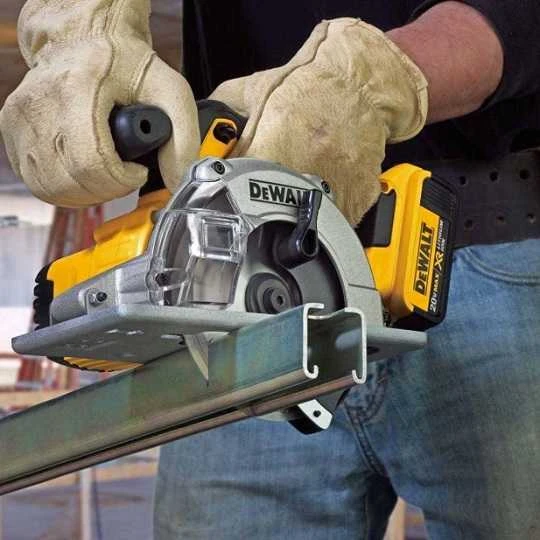 Diskinis pjūklas metalui DEWALT DCS373NT (be akumuliatoriaus ir įkroviklio)
