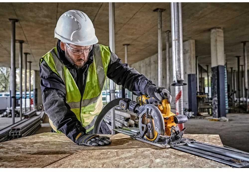 De Walt Akumuliatorinis diskinis pjūklas DeWalt DCS579X2-QW; 54 V; 2x9,0 Ah akum.