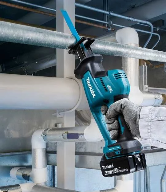 Makita DJR189RTJ Akumuliatorinis tiesinis pjūklas, 18 V, 0 - 3100SPM, 22mm, 2x5,0Ah Li-ion, 2,5kg