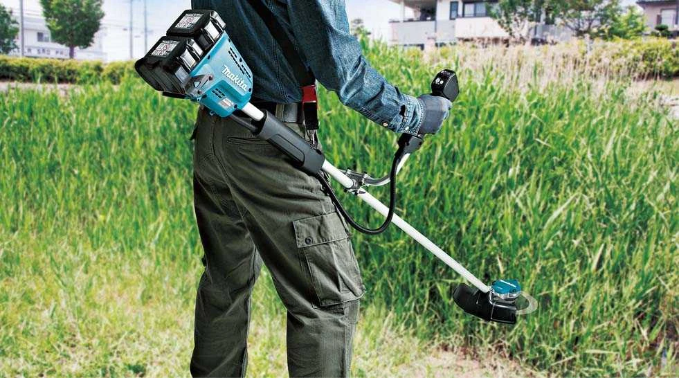 Makita DUR368LZ Cordless grass trimmer, 2X18V Li-ion, 350 mm, BL-motor AFT, ADT, be akumuliatoriaus ir kroviklio