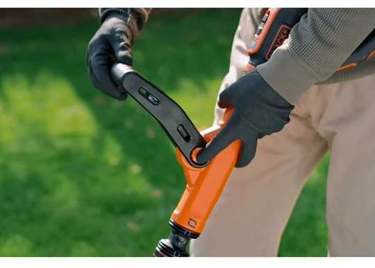 Black & Decker Juodas & Decker Juodas+DECKER ŽOLIAPJOVĖ-TRIMERIS 18V BCSTR918D1 25cm 1×2,0Ah