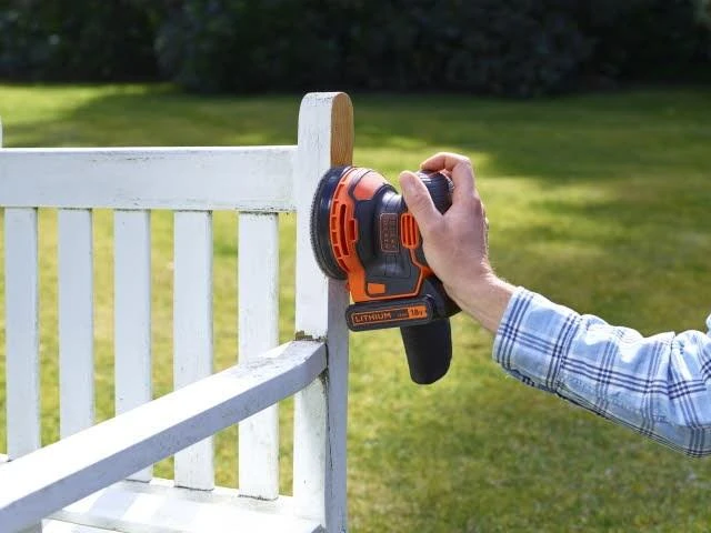 Black & Decker Juodas & Decker Ekscentrinis šlifuoklis Juodas & Decker BDCROS18N-XJ; 18 V (be akumuliatoriaus ir pakrovėjo)