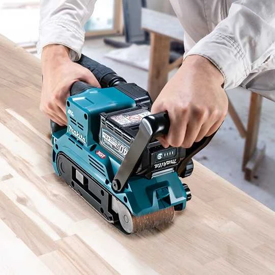 Makita BS001GZ Juostinis šlifuoklis XGT, 40V MAX, 76 x 533 mm, Be akumuliatorių ir kroviklio!