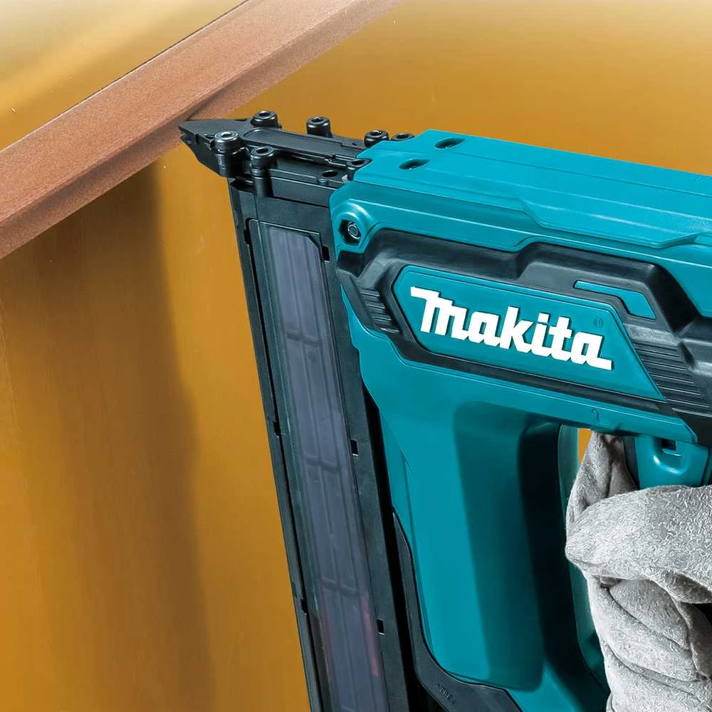 Makita DFN350Z Akumuliatorinis viniakalis 18V Li-Ion; 18 GA; 15/20/25/30/35mm; Be akumuliatorių ir kroviklio!