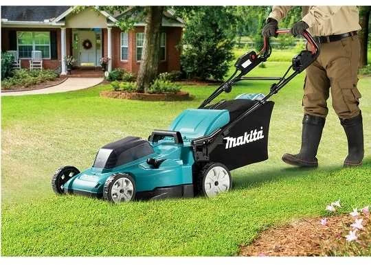 Makita DLM480Z akumuliatorinė vejapjovė 2 x 18 V, 48 cm, 4 viename (pjovimas / surinkimas / mulčiavimas / išmetimas į galą), 24,5kg, plastikinis korpusas, be akumuliatorinio ir krovinio