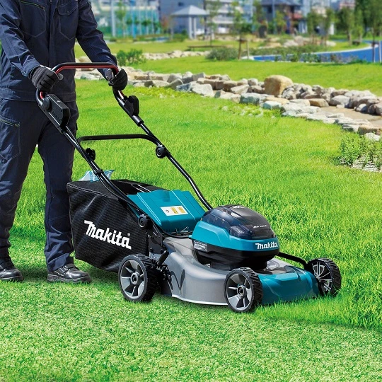 MAKITA KOSIARKA 18Vx2 DLM466PT2 46cm 2x5,0Ah