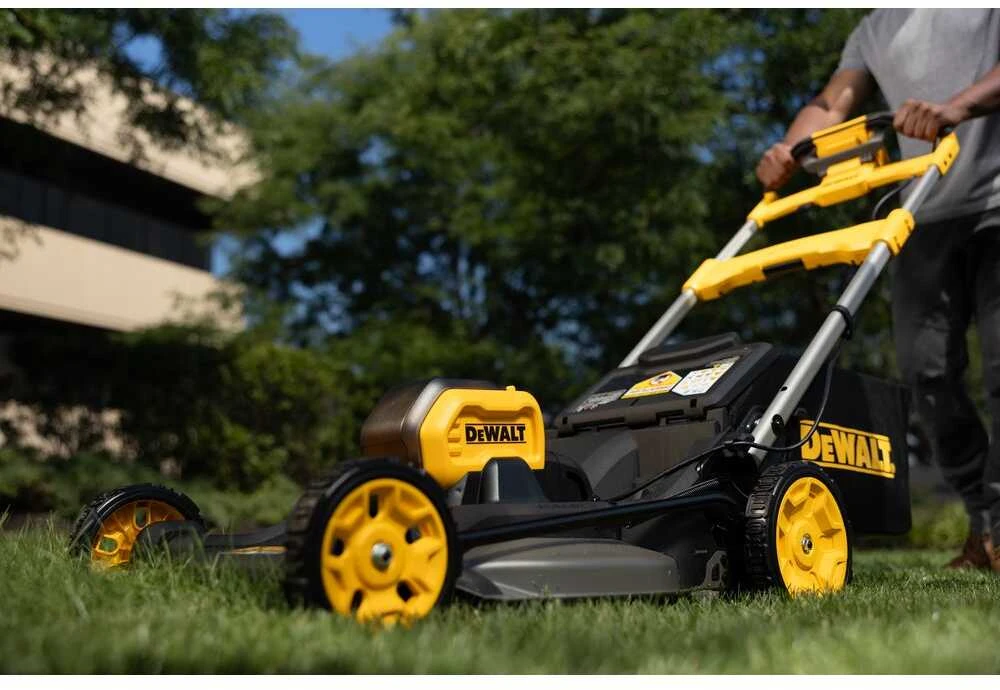 DeWALT stumiama akumuliatorinė vejapjovė DCMWP500N, 53cm, 54V FLEXVOLT be akumuliatoriaus ir kroviklio