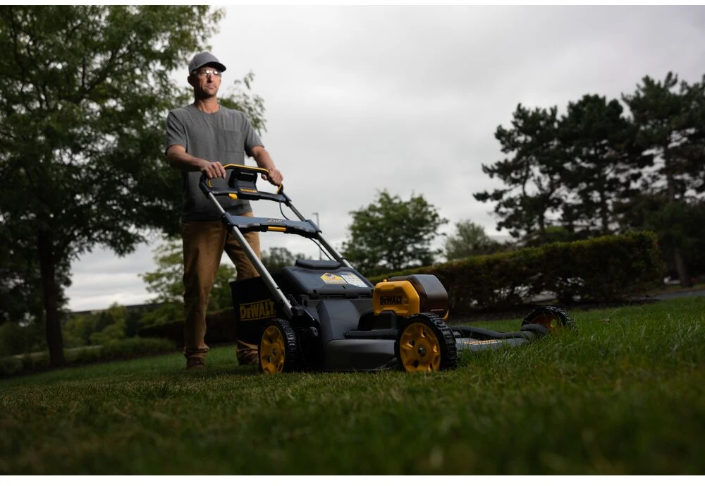 DeWALT stumiama akumuliatorinė vejapjovė DCMWP500N, 53cm, 54V FLEXVOLT be akumuliatoriaus ir kroviklio