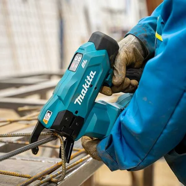 Makita TR001GZ Akumuliatorinis armatūros rišiklis XGT 40V, XPT, Be akumuliatorių ir kroviklio!