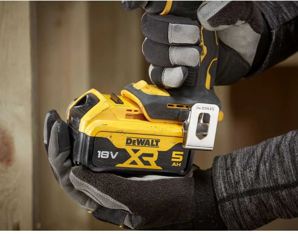 Akumuliatorinis suktuvas-gręžtuvas DeWalt DCD794P2T-QW; 18 V; 2x5,0 Ah akum.