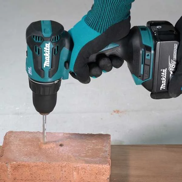 Makita DHP490SF1J Akumuliatorinis smūginis gręžtuvasl 18V, BL, 13mm, 65 Nm, 1x3,0Ah, DC18WC, lagaminas
