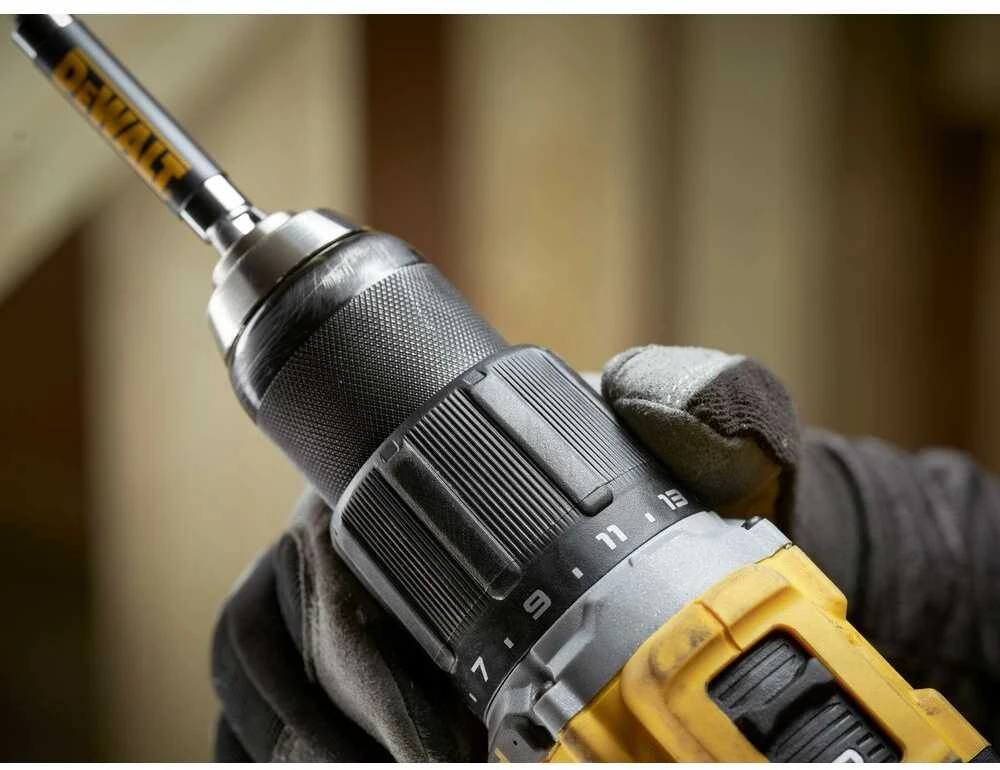 DEWALT suktuvas UDAROWA 18V DCD799N 74Nm BL