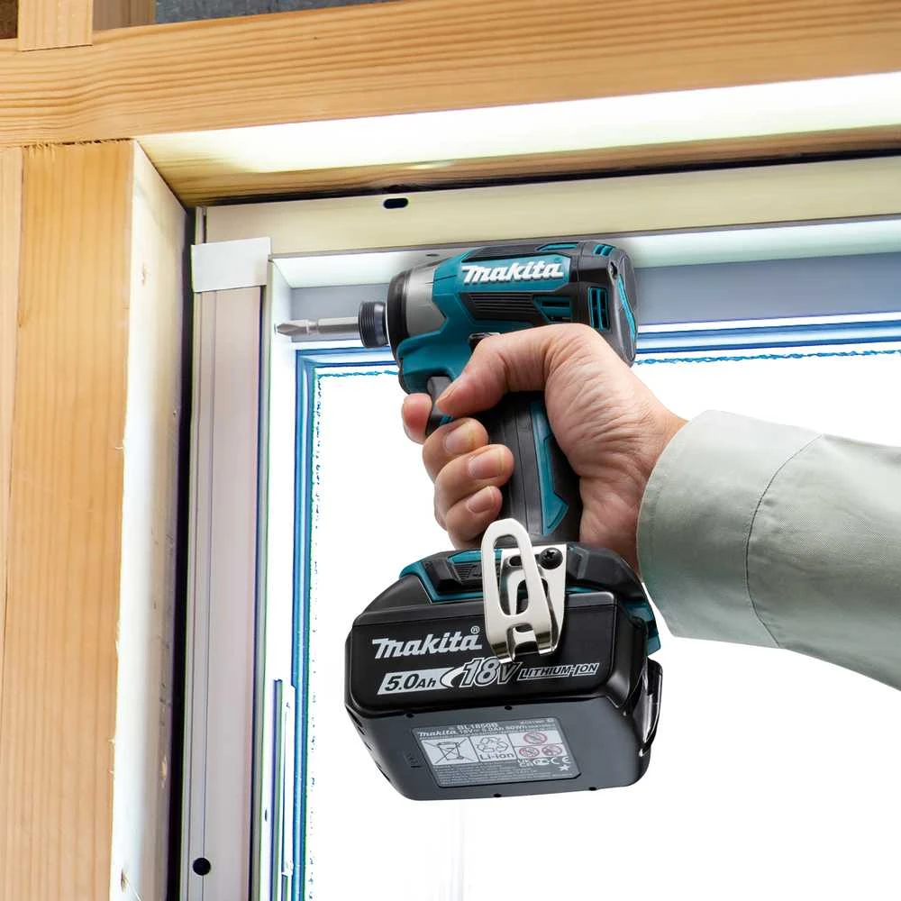 MAKITA SMŪGINIS SUKTUVAS 18V DTD173ZJX2 180Nm
