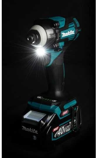 Makita TD004GZ Smūginis suktuvas XGT, 1/4", 230Nm, bešepetėlinis variklis, "Z" versija - komplektuojamas be akumuliatoriaus ir kroviklio