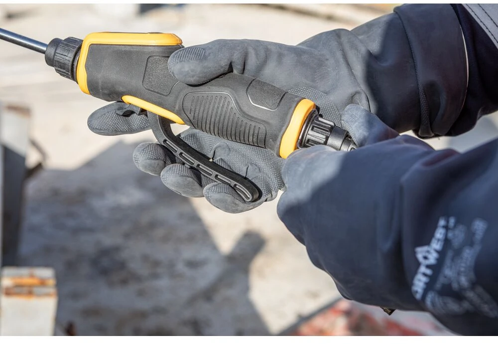 DEWALT OPRYSKIWACZ 18V DCCS1100N DO CHEMII PLECAKOWY