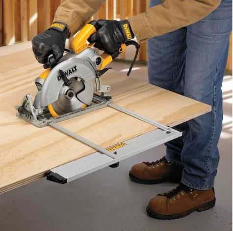 aliuminio lygiagretus kreiptuvas 300 mm DeWalt diskiniams pjūklams [DWS5100-XJ]
