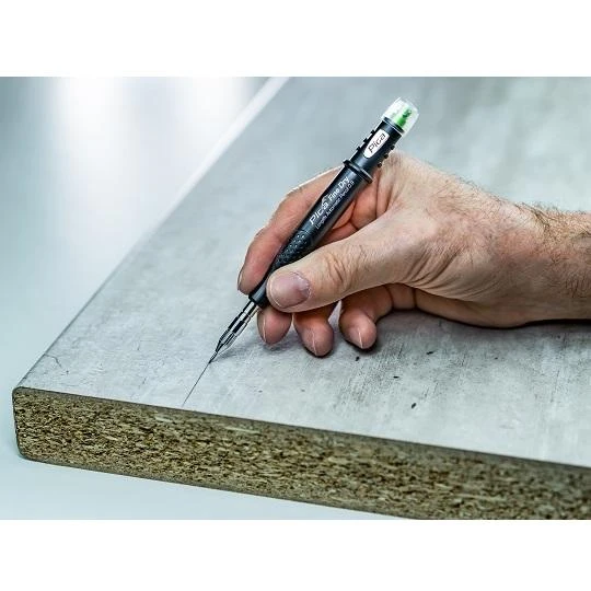 Pica automatinis žymeklis Fine Dry 0,9mm su grafitine šerdimi