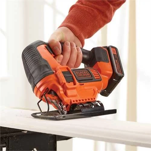 Black & Decker akumuliatorinis siaurapjūklis BDCJS18N be akumuliatoriaus ir kroviklio