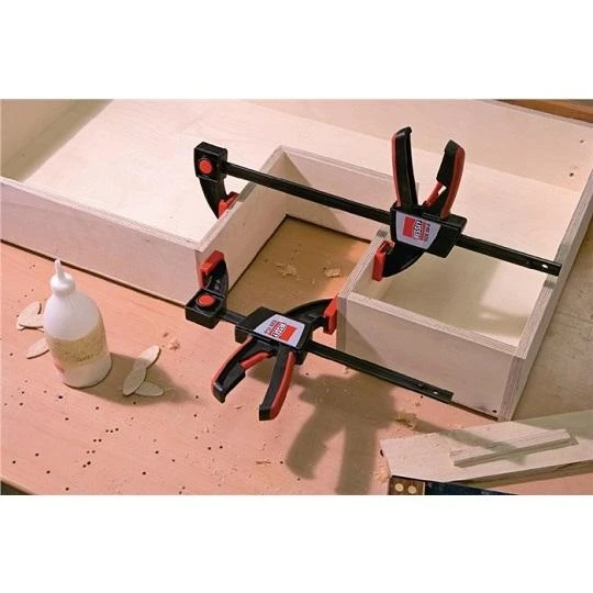 Spaustuvas medžiui, plastikui, stiklui BESSEY EZL30-8