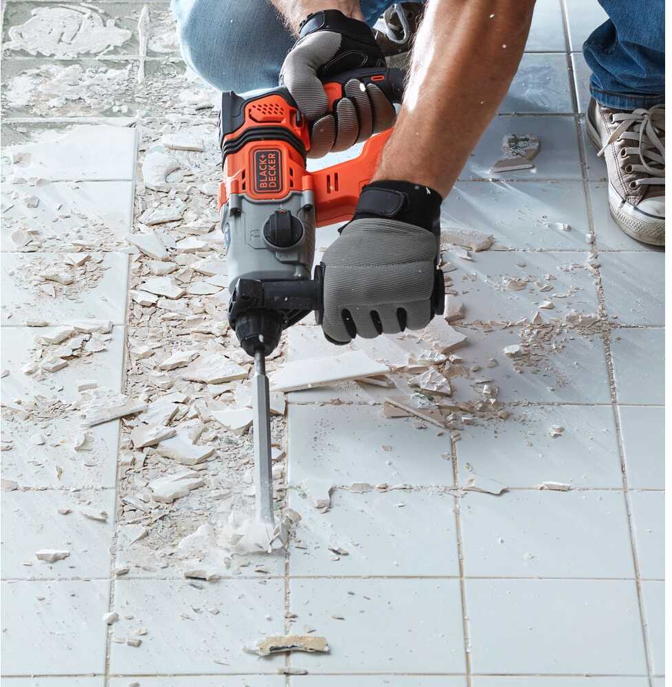 Black & Decker Juodas & Decker Akumuliatorinis SDS+ smūginis gręžtuvas, 18 V, 4,0 Ah, Juodas & Decker [BCD900M1K-QW]