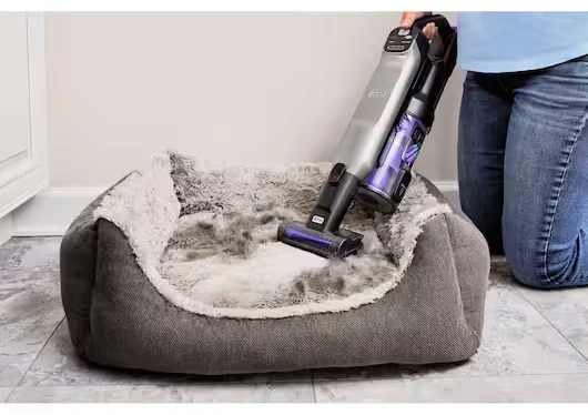 Black & Decker Juodas & Decker Akumuliatorinis siurblys Juodas & Decker BHFEA640WP-QW; 21,6 V; 1x4,0 Ah akum.