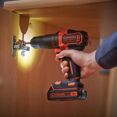 Black & Decker Akumuliatorinis suktuvas-gręžtuvas 18V Ličio jonų + 400mA įkroviklis + 1 akumuliatorius + lagaminas