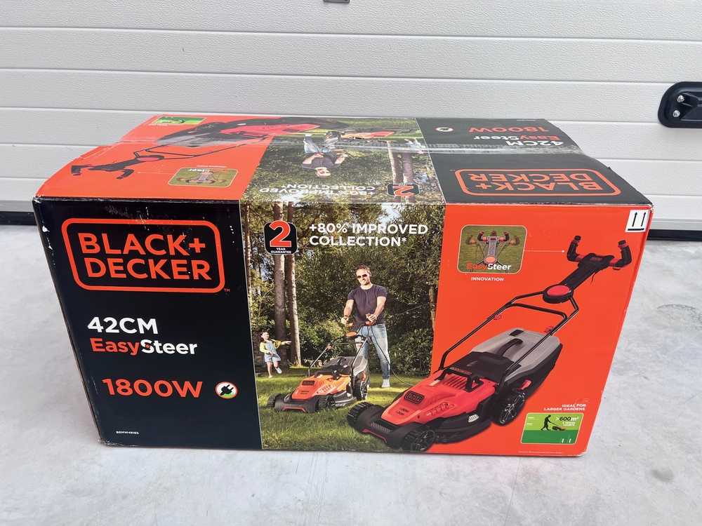 Black & Decker Elektrinė žoliapjovė 1800W/42cm DEWALT