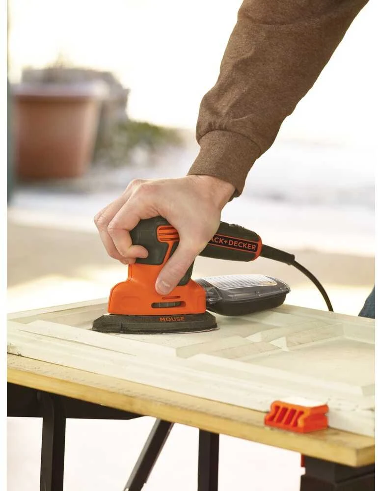 Black & Decker ekscentrinis daugiafunkcis šlifuoklis 120W KA2500K