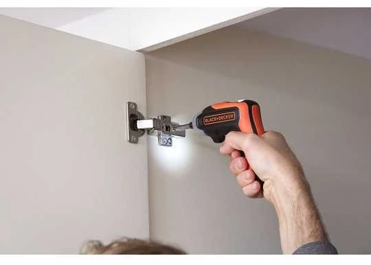Black & Decker Juodas & Decker Suktuvas Juodas & Decker BCF611CK-QW; 3,6 V; 1x1,5 Ah akum.