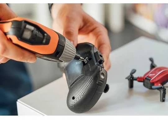 Black & Decker Juodas & Decker Suktuvas Juodas & Decker BCF611CK-QW; 3,6 V; 1x1,5 Ah akum.
