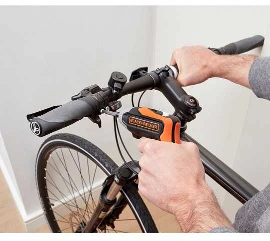 Black & Decker Juodas & Decker Suktuvas Juodas & Decker BCF611CK-QW; 3,6 V; 1x1,5 Ah akum.