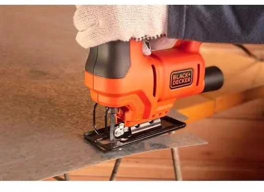 Black & Decker Juodas & Decker Juodas & DECKER Siaurapjūklis | BES603-QS | 400 W