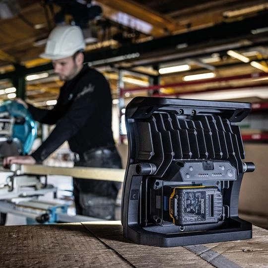 Akumuliatorinis darbo prožektorius Scangrip Nova 10 Connect, 10000 lm, IP65, 18/20 V