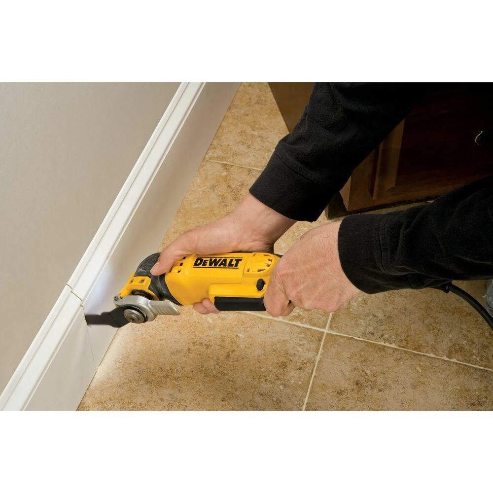 DEWALT BLADE 30x67mm 5vnt. DAUGIAU PASKIRTIES ĮRANKIUI, MEDIENAI / PVC