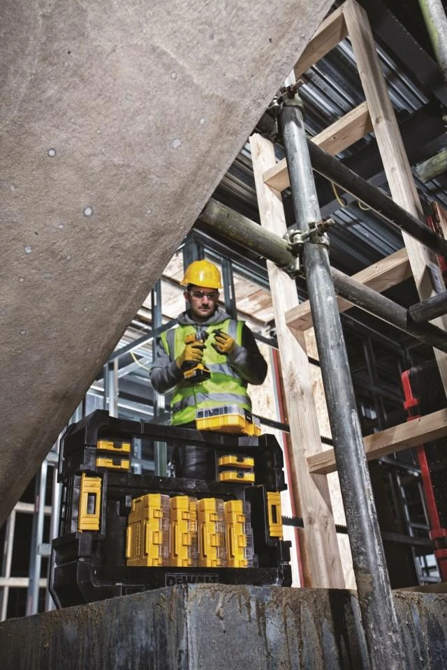 Įrankių dėžė DeWalt TSTAK DT70716-QZ