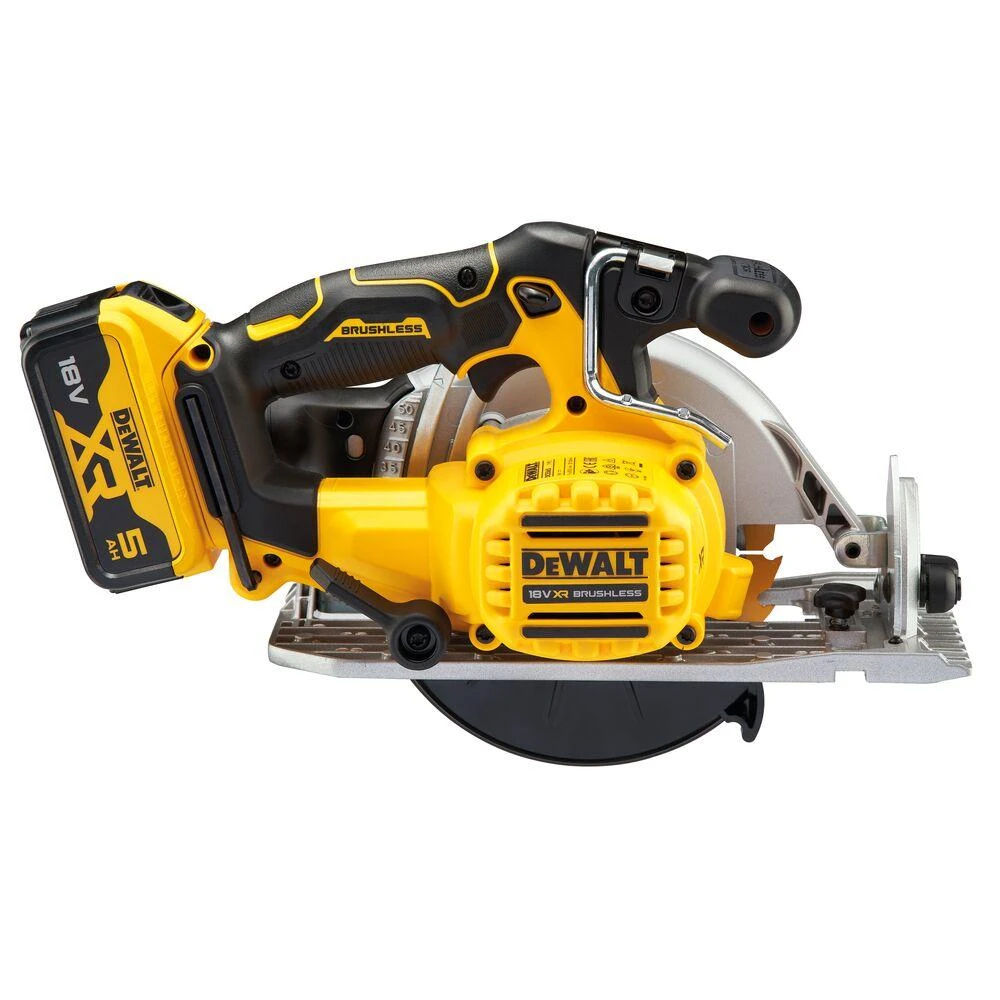 DeWalt 18V diskinis pjūklas iš šono su akumuliatoriumi