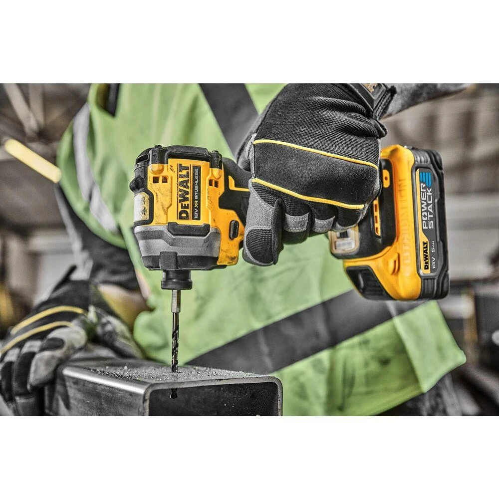 Dewalt COMBO KOMPLEKTAS 18V SMOGTUVĄ DCD805 + POSŪKIO KAMPĄ DCF850 2x5,0Ah POWERSTACK DCK2050H2T