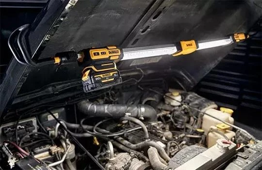 Darbinis šviestuvas Dewalt DCL045; 12-18 V (be akumuliatoriaus ir pakrovėjo)