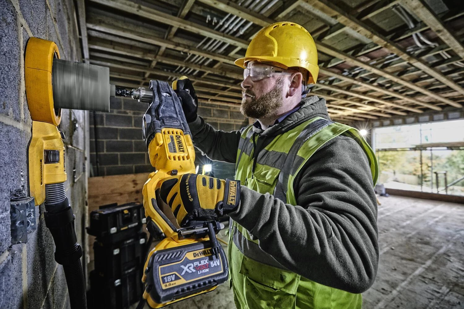 Kampinis gręžtuvas DeWalt DCD470N-XJ; 54 V (be akumuliatoriaus ir pakrovėjo)